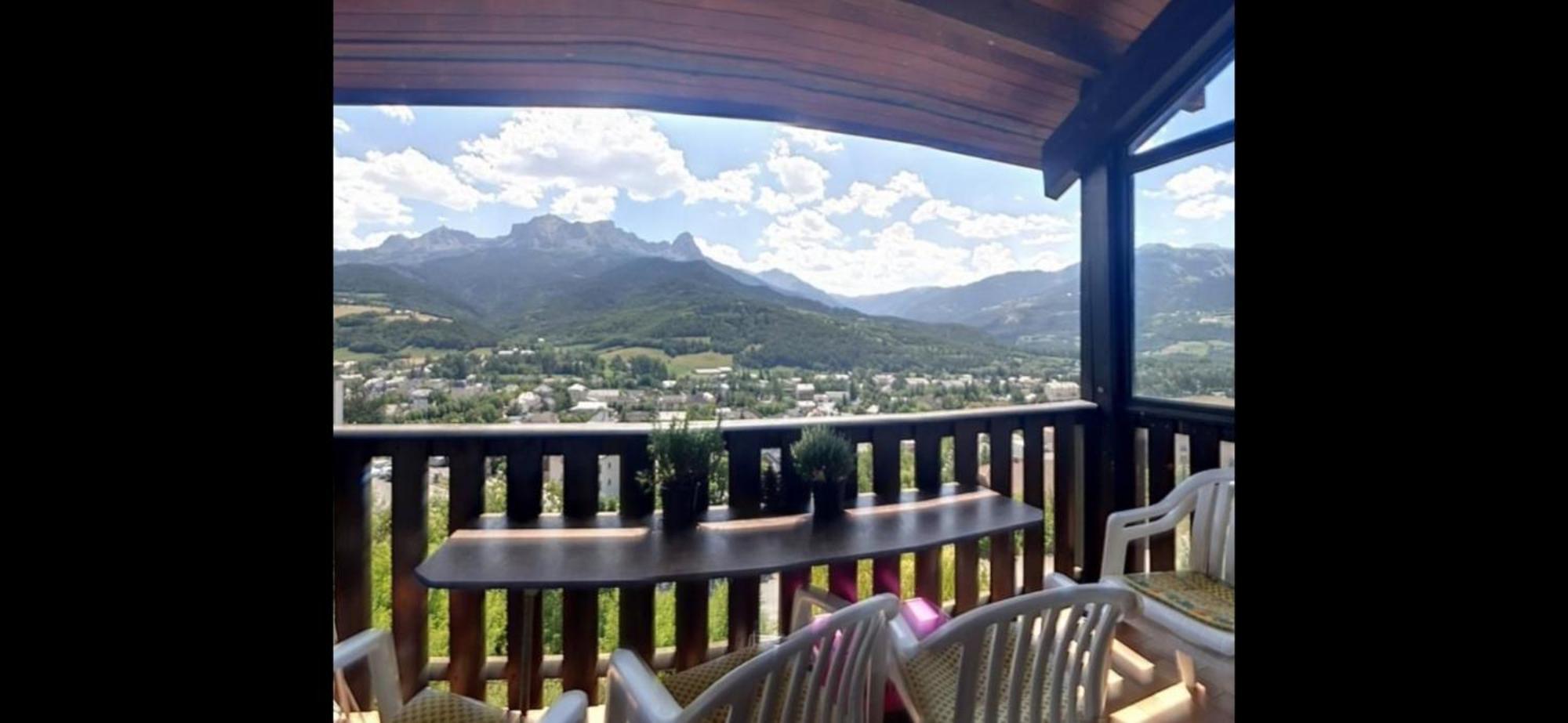 Appartement Chaleureux. Barcelonnette Exterior foto